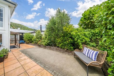 Photo of property in 26 Tuatoru Street, Eastbourne, Lower Hutt, 5013