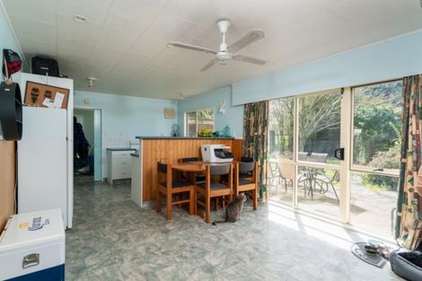 Photo of property in 3/504 Mapara Road, Acacia Bay, Taupo, 3385