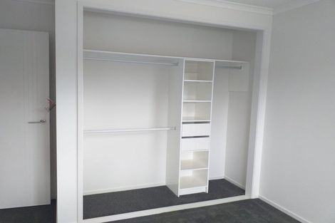 Photo of property in 2 Emerald Avenue, Rosehill, Papakura, 2113