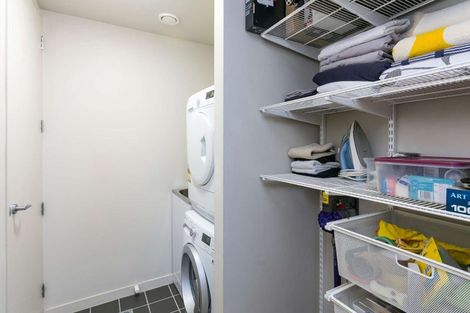 Photo of property in Montreaux Apartments, 5f/164 The Terrace, Wellington Central, Wellington, 6011