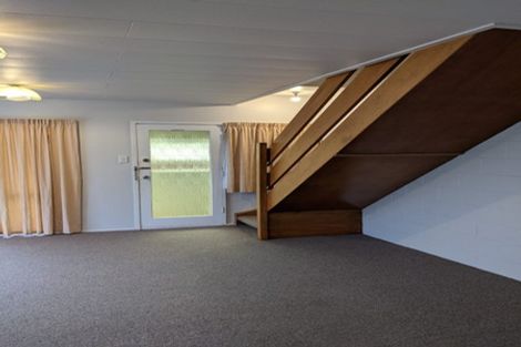 Photo of property in 9 Camp Street, Silverstream, Upper Hutt, 5019