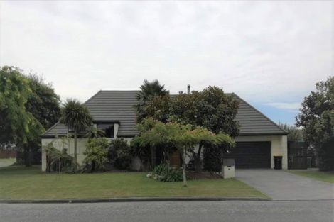 Photo of property in 14 Eders Road, Woodend, 7610