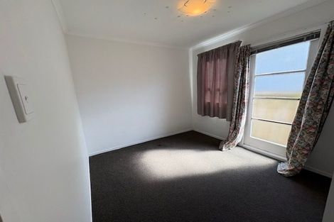 Photo of property in 71 John Walker Drive, Manurewa, Auckland, 2102