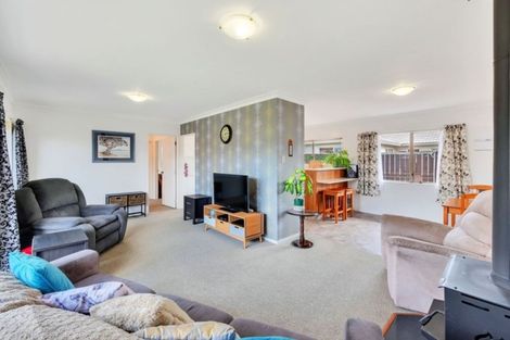 Photo of property in 1/27 Scott Road, Papakura, 2110
