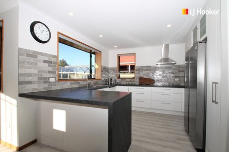 Photo of property in 30 Cherry Drive, Mosgiel, 9024