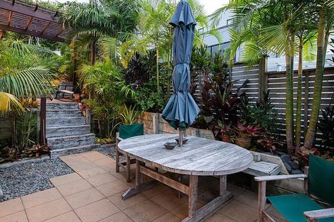 Photo of property in 115a Kowhai Road, Mairangi Bay, Auckland, 0630
