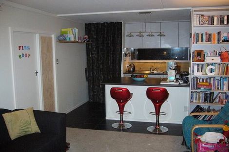 Photo of property in Mccallister Heights, 9/381 Adelaide Road, Newtown, Wellington, 6021