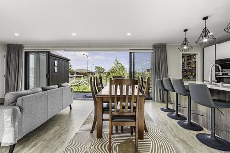 Photo of property in 2 Inuwai Street, Glenview, Hamilton, 3206