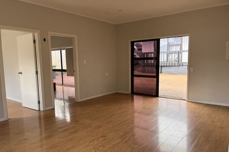 Photo of property in 38 Buller Crescent, Manurewa, Auckland, 2102