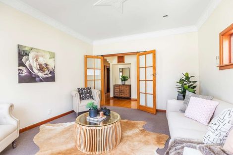 Photo of property in 14 Simla Crescent, Khandallah, Wellington, 6035