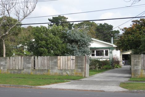 Photo of property in 42 Glen Road, Stokes Valley, Lower Hutt, 5019