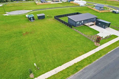 Photo of property in 12 Motutere Drive, Matarangi, 3592