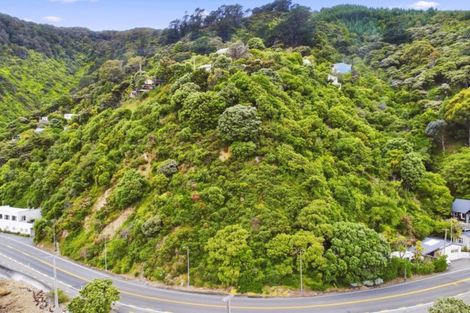 Photo of property in 501 Marine Drive, Sunshine Bay, Lower Hutt, 5013