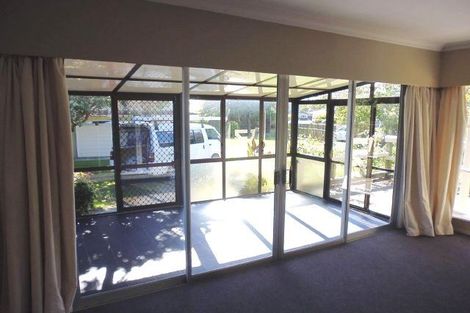 Photo of property in 55 Ngaio Road, Waikanae, 5036