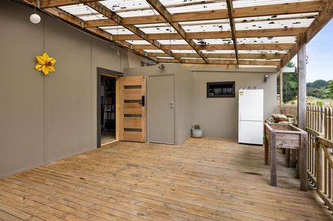 Photo of property in 221 Bridge Street, Eltham, 4322