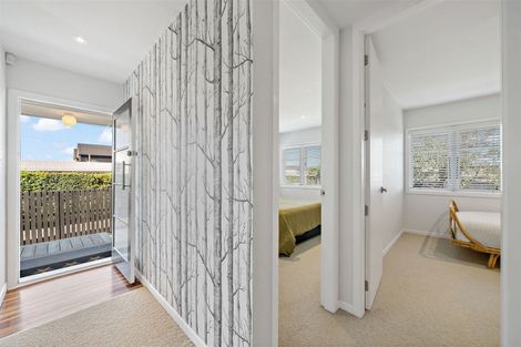 Photo of property in 17 Karamu Street, Te Atatu Peninsula, Auckland, 0610