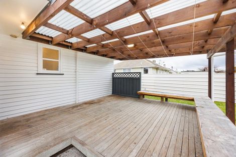 Photo of property in 35 Wilson Crescent, Highbury, Palmerston North, 4412