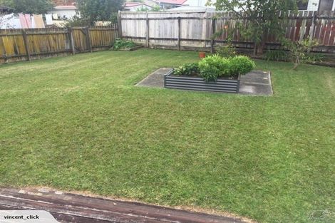 Photo of property in 1/73 Moore Street, Howick, Auckland, 2014