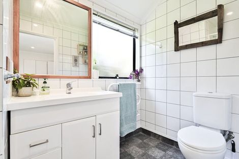 Photo of property in 4 Symons Street, Parkvale, Hastings, 4122