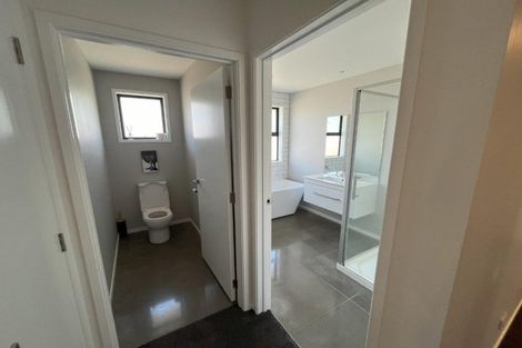 Photo of property in 10 Masters Lane, Waitara, 4320