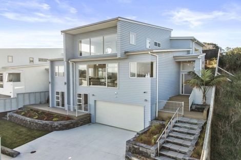 Photo of property in 13 Manawanui Way, Orewa, 0931