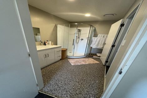 Photo of property in 161 Grant Road, Thorndon, Wellington, 6011