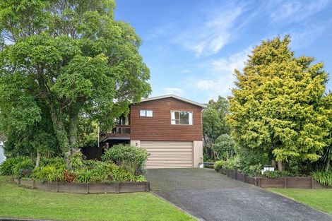 Photo of property in 3 Orinda Close, Botany Downs, Auckland, 2010