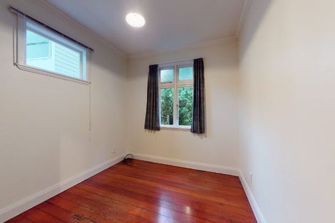 Photo of property in 75 Chamberlain Road, Karori, Wellington, 6012