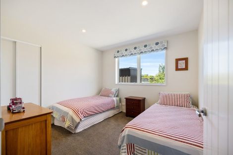 Photo of property in 4 Loe Place, Amberley, 7410