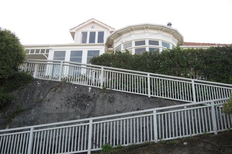 Photo of property in 20 Mariri Road, Kelburn, Wellington, 6012