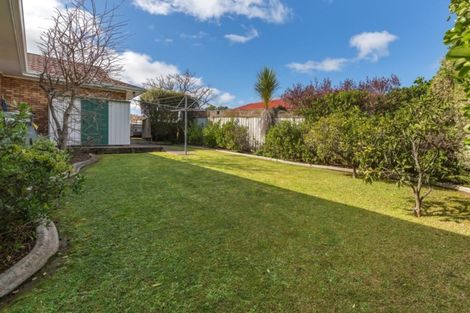 Photo of property in 13 Crescent Hills Court, Northpark, Auckland, 2013