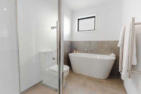 Photo of property in 20 Atutahi Lane, Papamoa, 3118