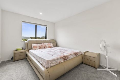Photo of property in 25 Woven Place, Karaka, Papakura, 2113