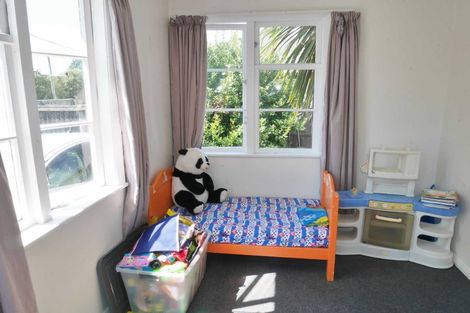 Photo of property in 13 Denvir Street, Strowan, Christchurch, 8052