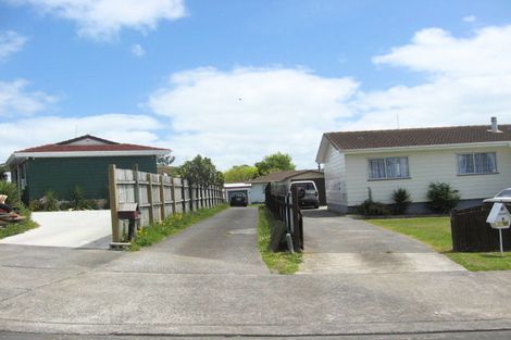 Photo of property in 1/11 Bundena Place, Clendon Park, Auckland, 2103