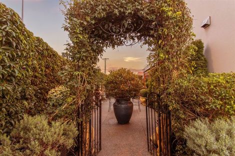 Photo of property in 2 Browns Road, St Albans, Christchurch, 8014