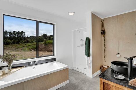 Photo of property in 749 Upper Pitone Road, Pitone, New Plymouth, 4374