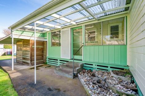 Photo of property in 35 Cracroft Street, Waitara, 4320