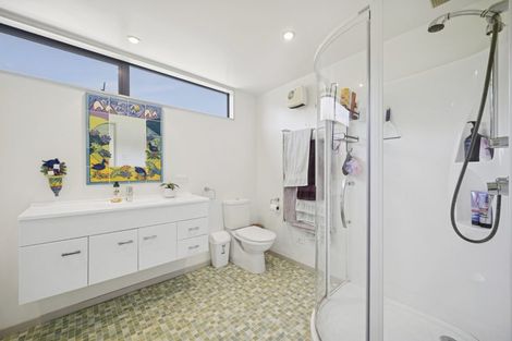 Photo of property in 173 Bing Lucas Drive, Tawa, Wellington, 5028