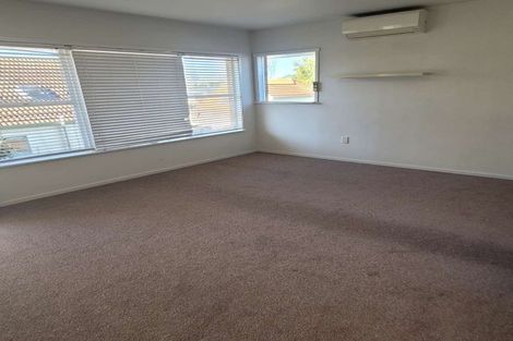 Photo of property in 3/70 Nile Road, Milford, Auckland, 0620