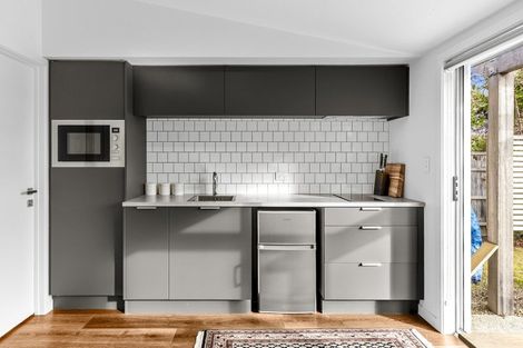 Photo of property in 29 Hunter Crescent, Wanaka, 9305