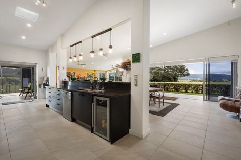 Photo of property in 147 Koutunui Road, Athenree, Katikati, 3177