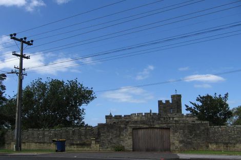 Photo of property in 51 Verbena Road, Birkdale, Auckland, 0626