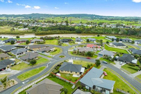 Photo of property in 35 Karo Street, Ruakaka, 0116