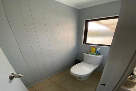 Photo of property in 47 Bodi Place, Te Atatu South, Auckland, 0610