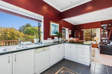 Photo of property in 6 Samwell Drive, Whitby, Porirua, 5024