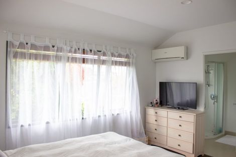 Photo of property in 3/51 Corunna Road, Milford, Auckland, 0620