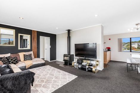 Photo of property in 35 Doncaster Terrace, Ascot Park, Porirua, 5024