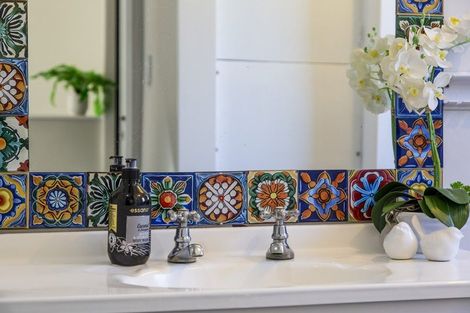 Photo of property in 23 Makiri Street, Helensville, 0800