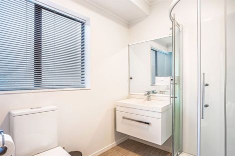 Photo of property in 1/1 Bluefin Way, West Harbour, Auckland, 0618